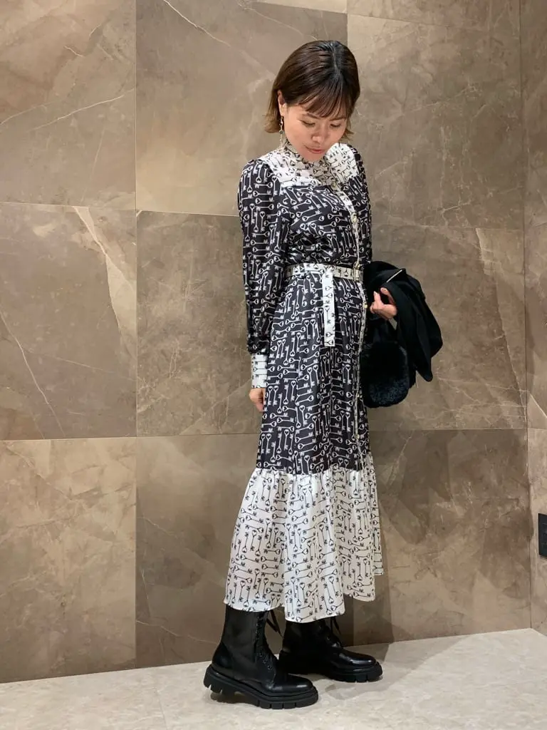 GRACE CONTINENTAL 穐山　香織 コーディネート画像