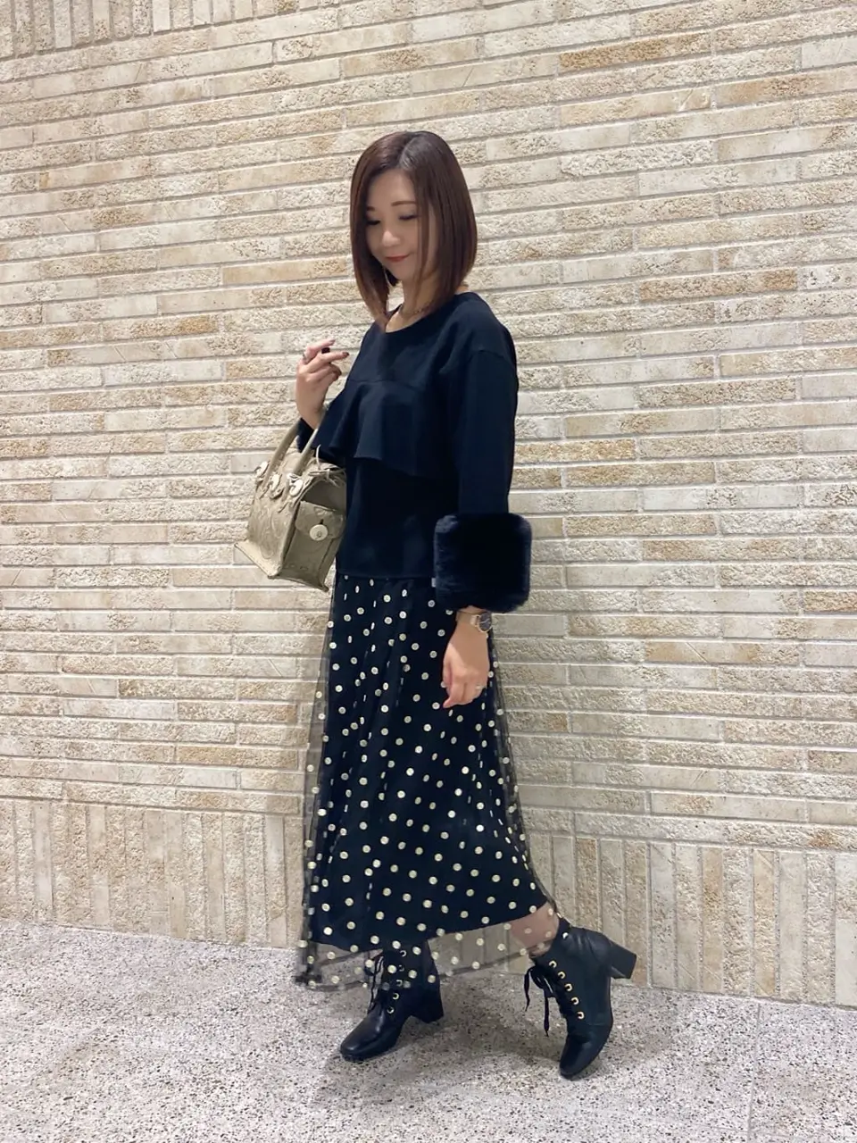 GRACE CONTINENTAL MOMOKO コーディネート画像