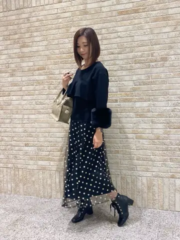 GRACE CONTINENTAL MOMOKO コーディネート画像