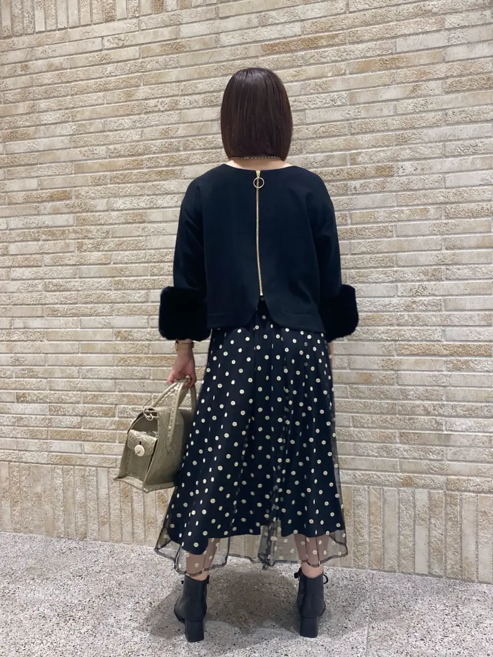 GRACE CONTINENTAL MOMOKO コーディネート画像