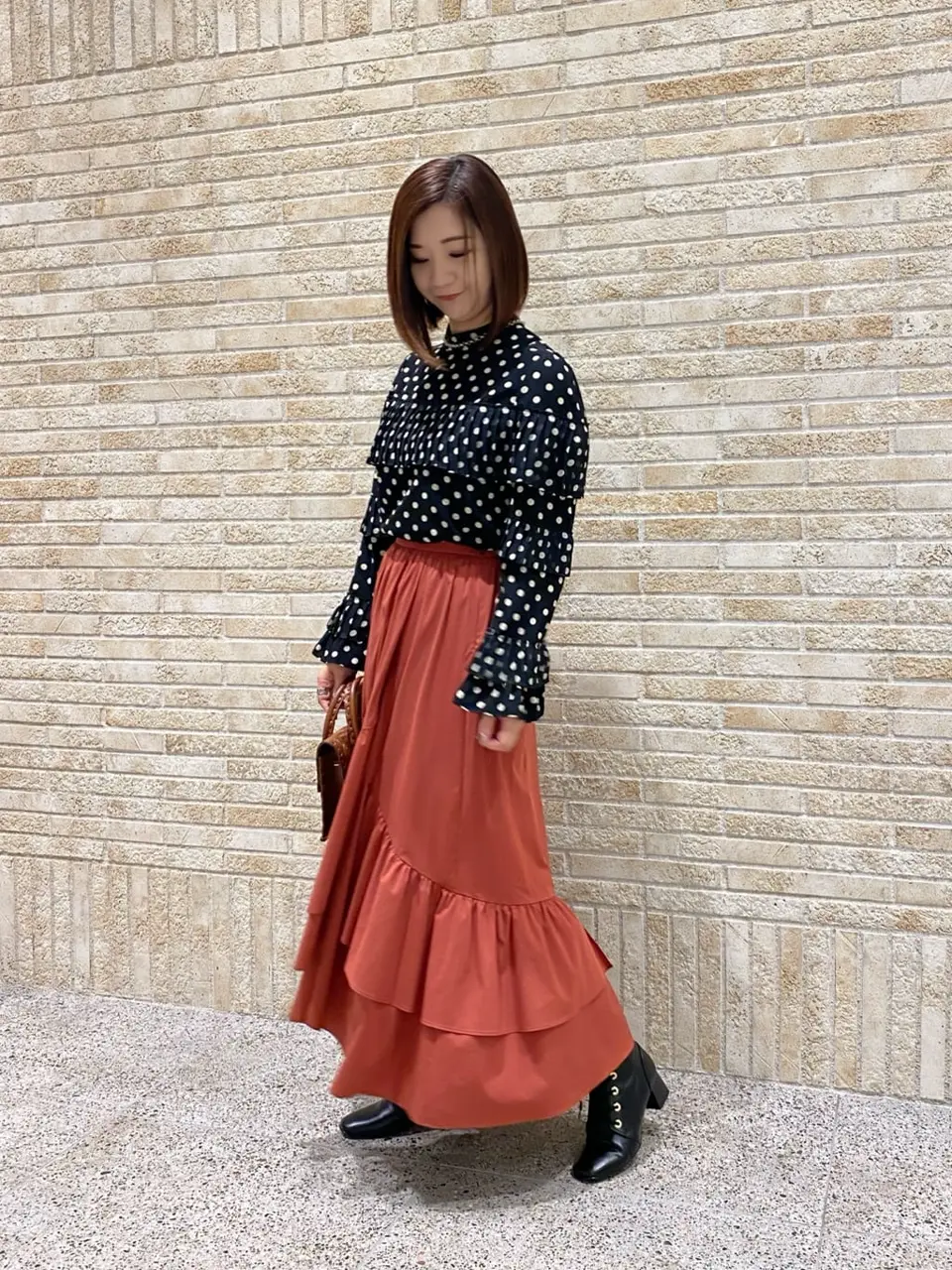 GRACE CONTINENTAL MOMOKO コーディネート画像