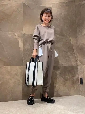 GRACE CONTINENTAL 穐山　香織 コーディネート画像