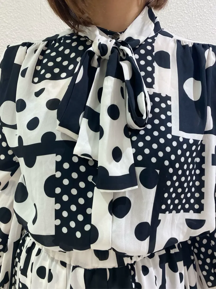 GRACE CONTINENTAL MOMOKO コーディネート画像