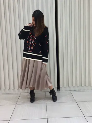 GRACE CONTINENTAL KANA.U コーディネート画像