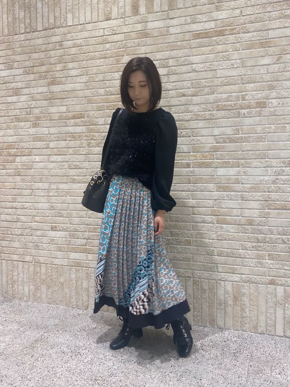 GRACE CONTINENTAL MOMOKO コーディネート画像