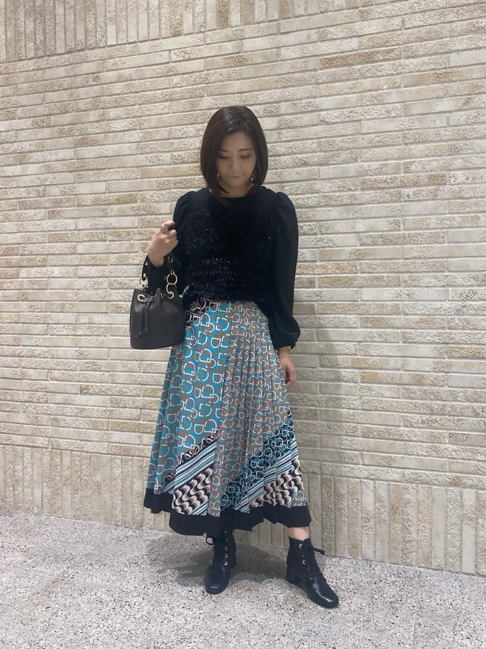 GRACE CONTINENTAL MOMOKO コーディネート画像