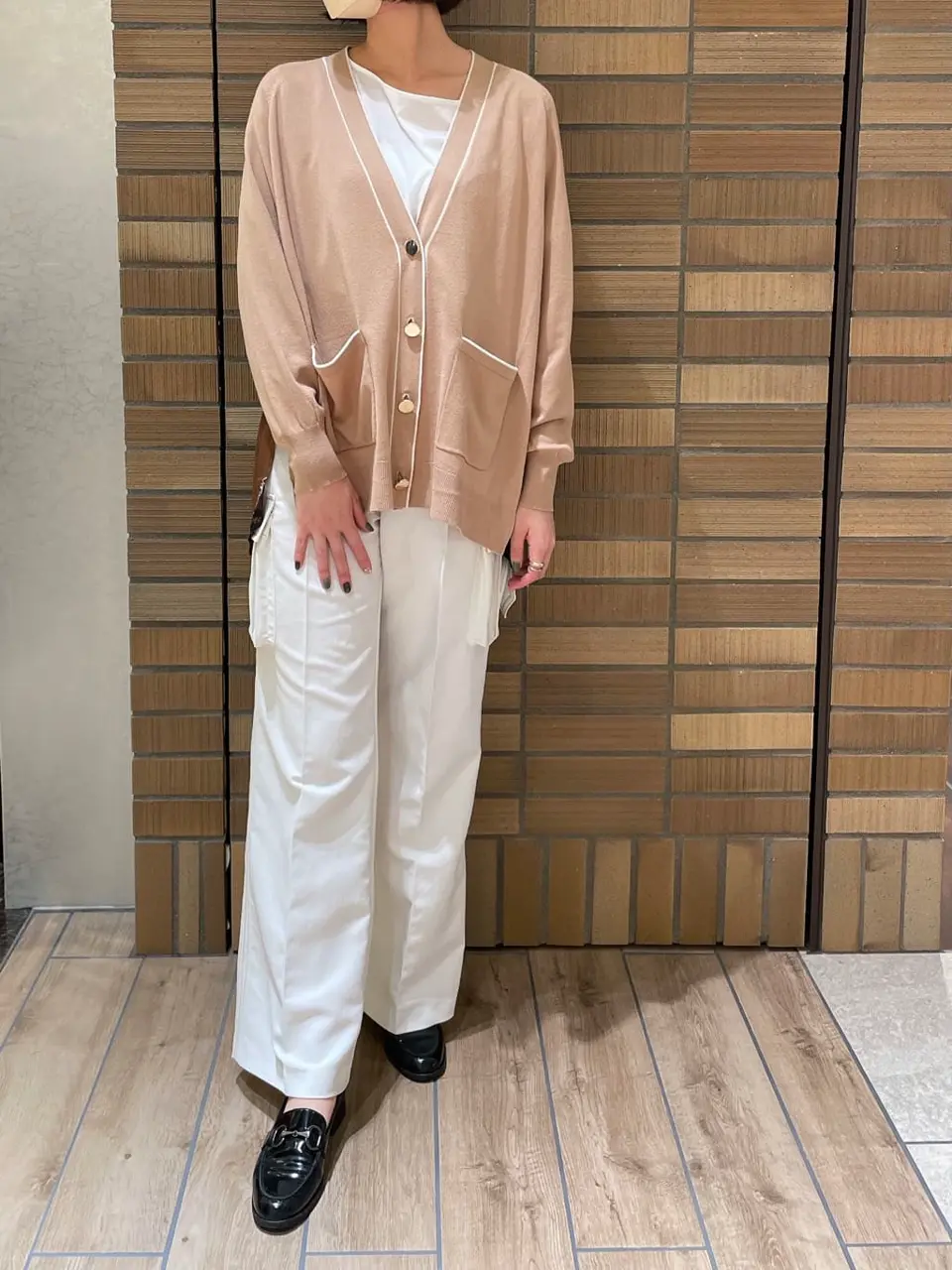 GRACE CONTINENTAL 伊藤　静華 コーディネート画像