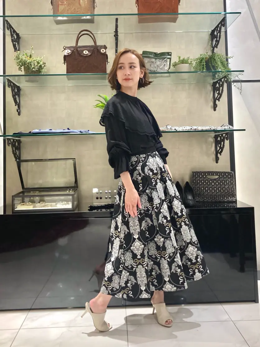 GRACE CONTINENTAL okunaka_desu コーディネート画像