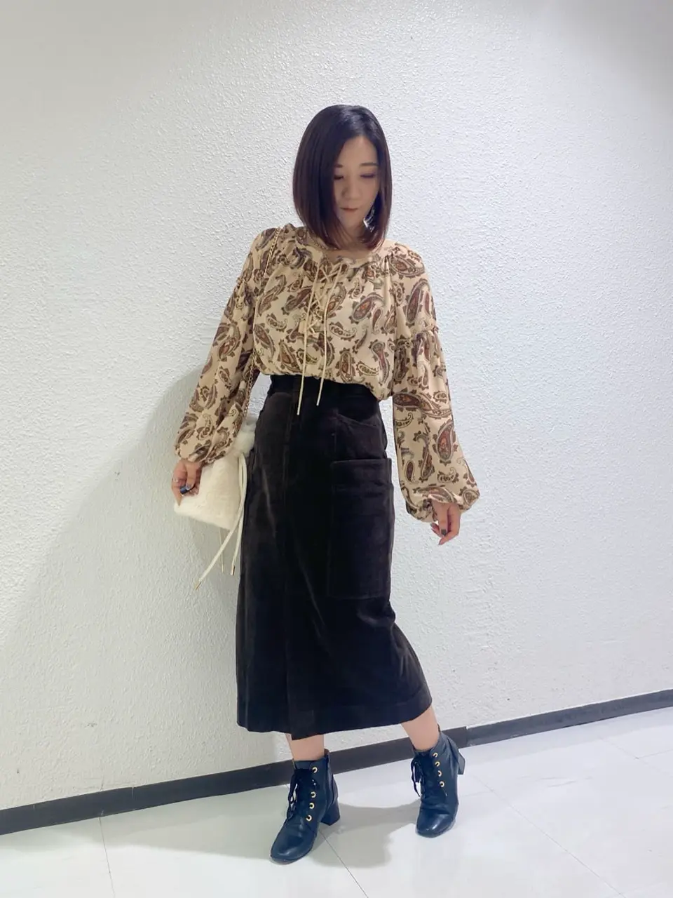 GRACE CONTINENTAL MOMOKO コーディネート画像