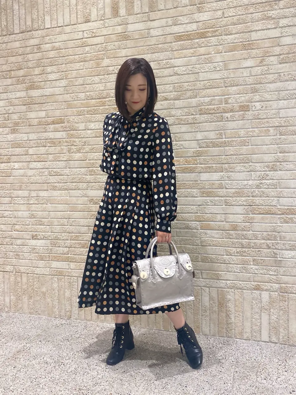 GRACE CONTINENTAL MOMOKO コーディネート画像