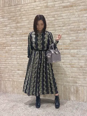 GRACE CONTINENTAL MOMOKO コーディネート画像