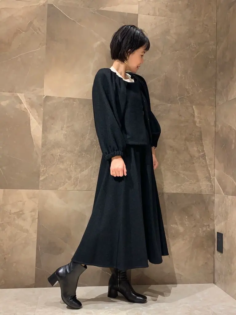 GRACE CONTINENTAL 穐山　香織 コーディネート画像