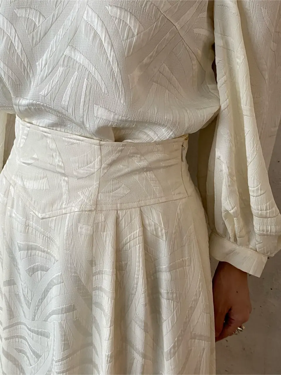 GRACE CONTINENTAL 青木育日 コーディネート画像