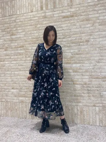 GRACE CONTINENTAL MOMOKO コーディネート画像