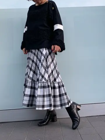 GRACE CONTINENTAL 穐山　香織 コーディネート画像