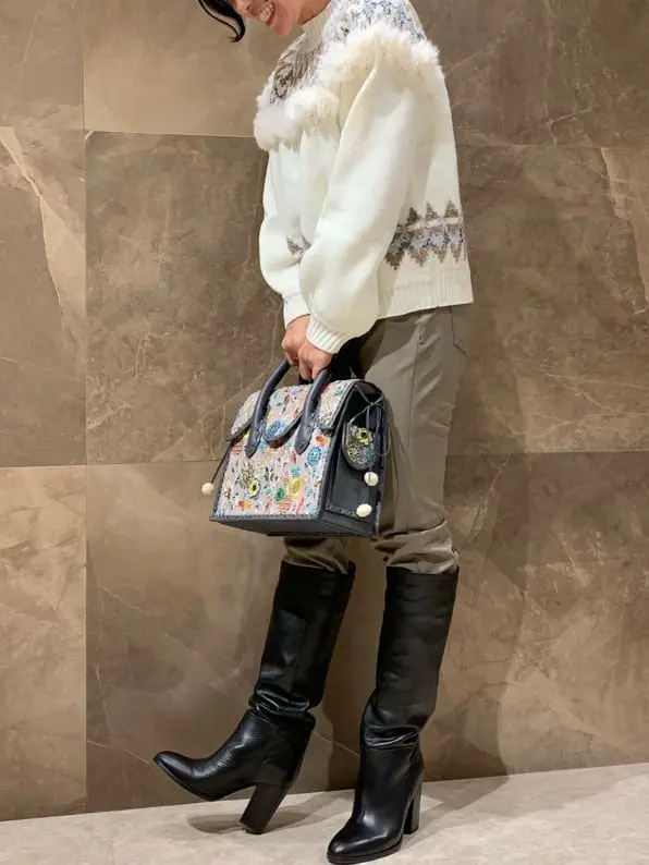 GRACE CONTINENTAL 穐山　香織 コーディネート画像