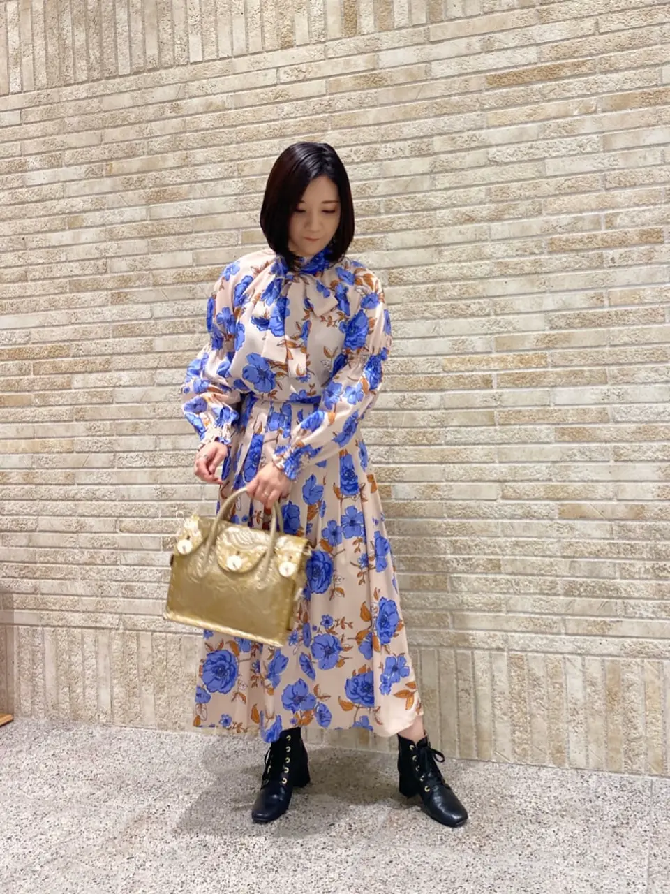 GRACE CONTINENTAL MOMOKO コーディネート画像