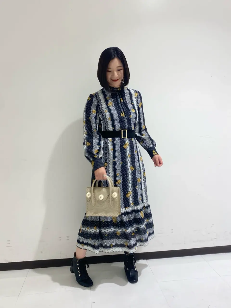 GRACE CONTINENTAL MOMOKO コーディネート画像