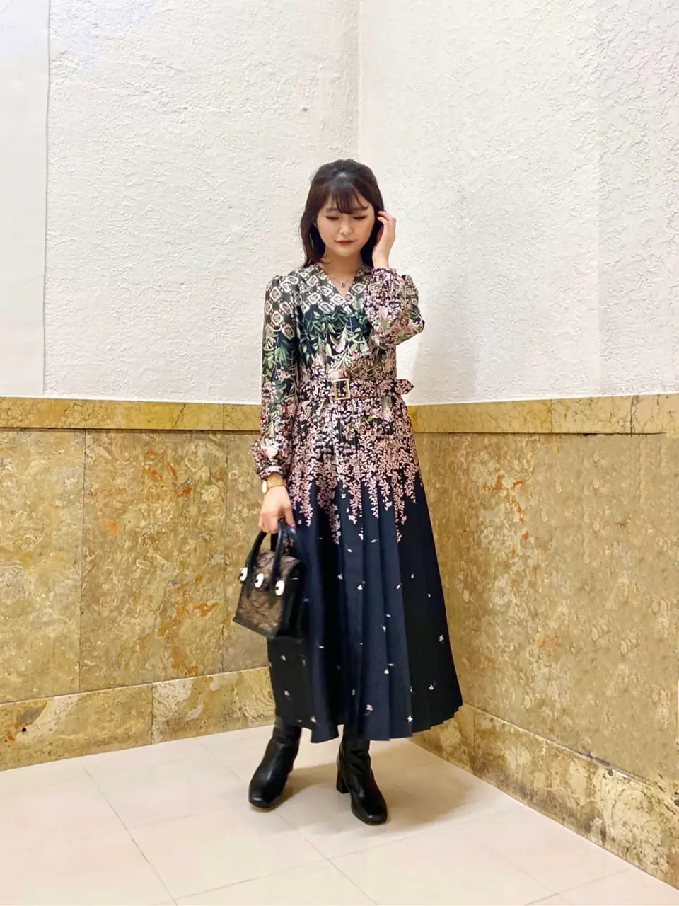 GRACE CONTINENTAL MORITA AI コーディネート画像