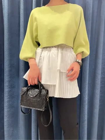 GRACE CONTINENTAL yoshi コーディネート画像