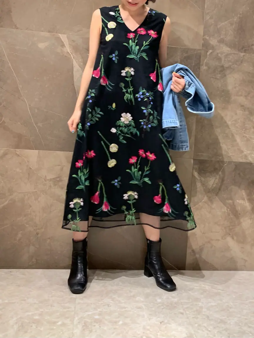 GRACE CONTINENTAL 穐山　香織 コーディネート画像