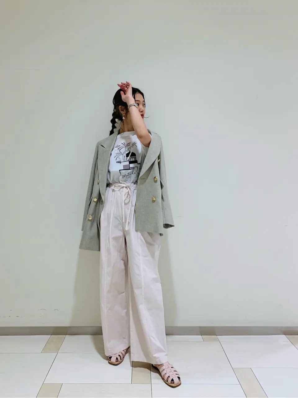 GRACE CONTINENTAL A.Kameyama コーディネート画像