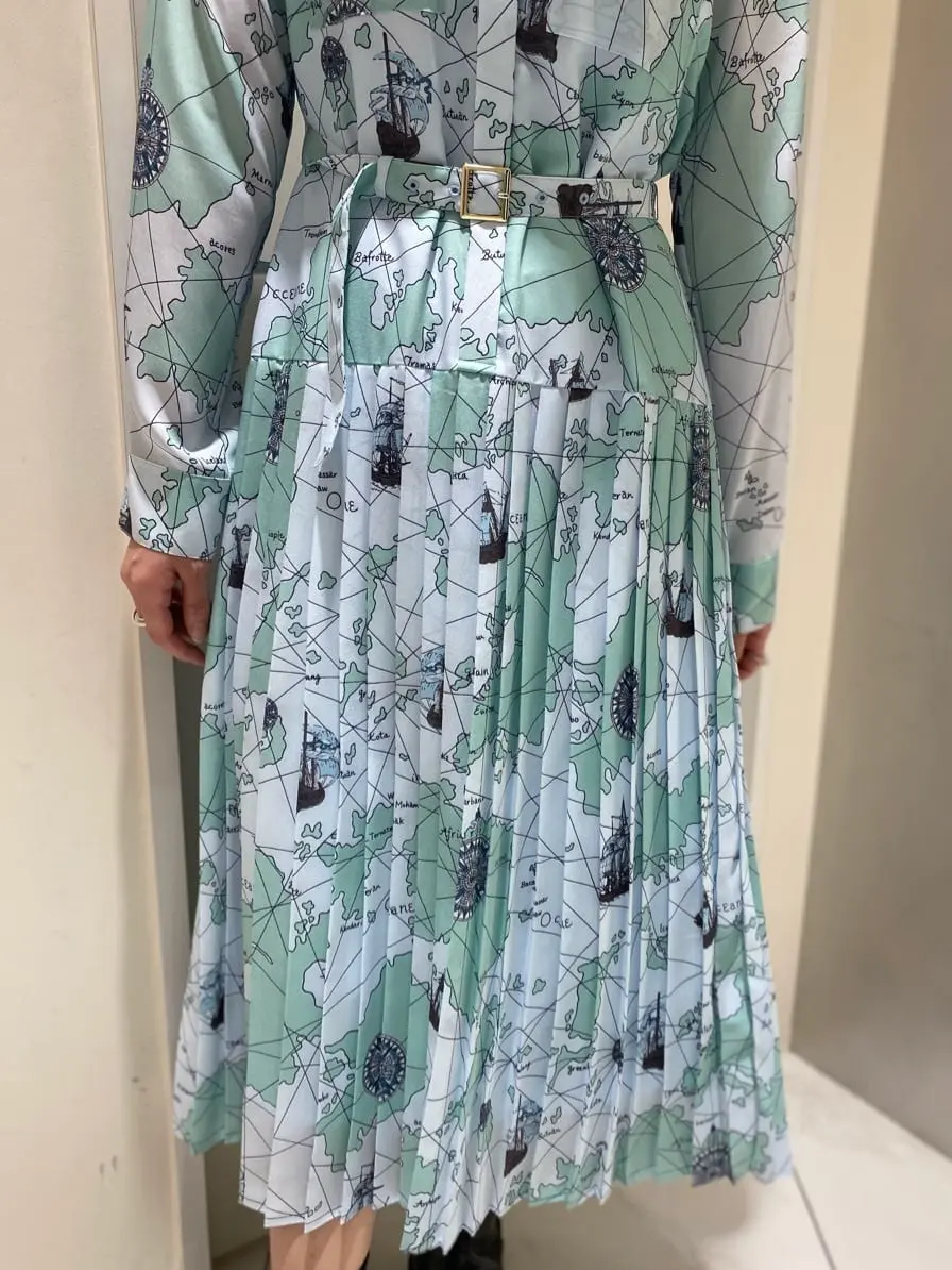 GRACE CONTINENTAL miyata コーディネート画像