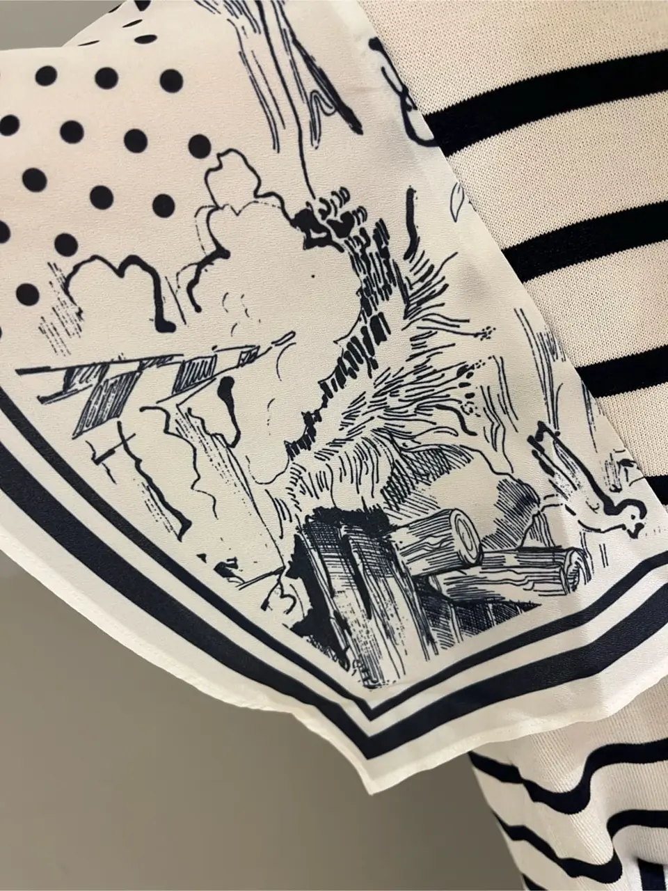 GRACE CONTINENTAL 穐山　香織 コーディネート画像