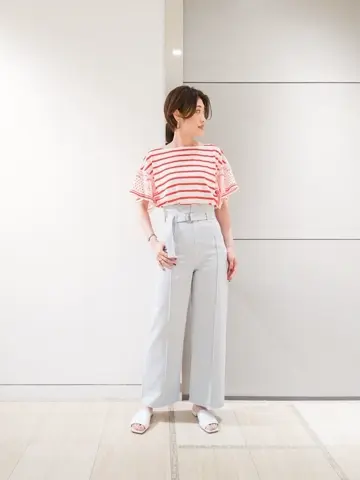 GRACE CONTINENTAL 今野　志保 コーディネート画像