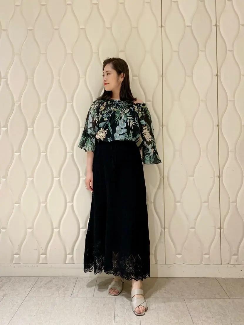 GRACE CONTINENTAL miyata コーディネート画像