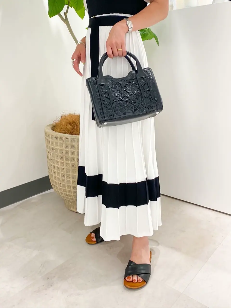 GRACE CONTINENTAL 古川温子 コーディネート画像