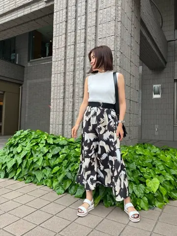 GRACE CONTINENTAL 穐山　香織 コーディネート画像