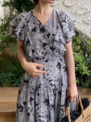 GRACE CONTINENTAL 青木育日 コーディネート画像