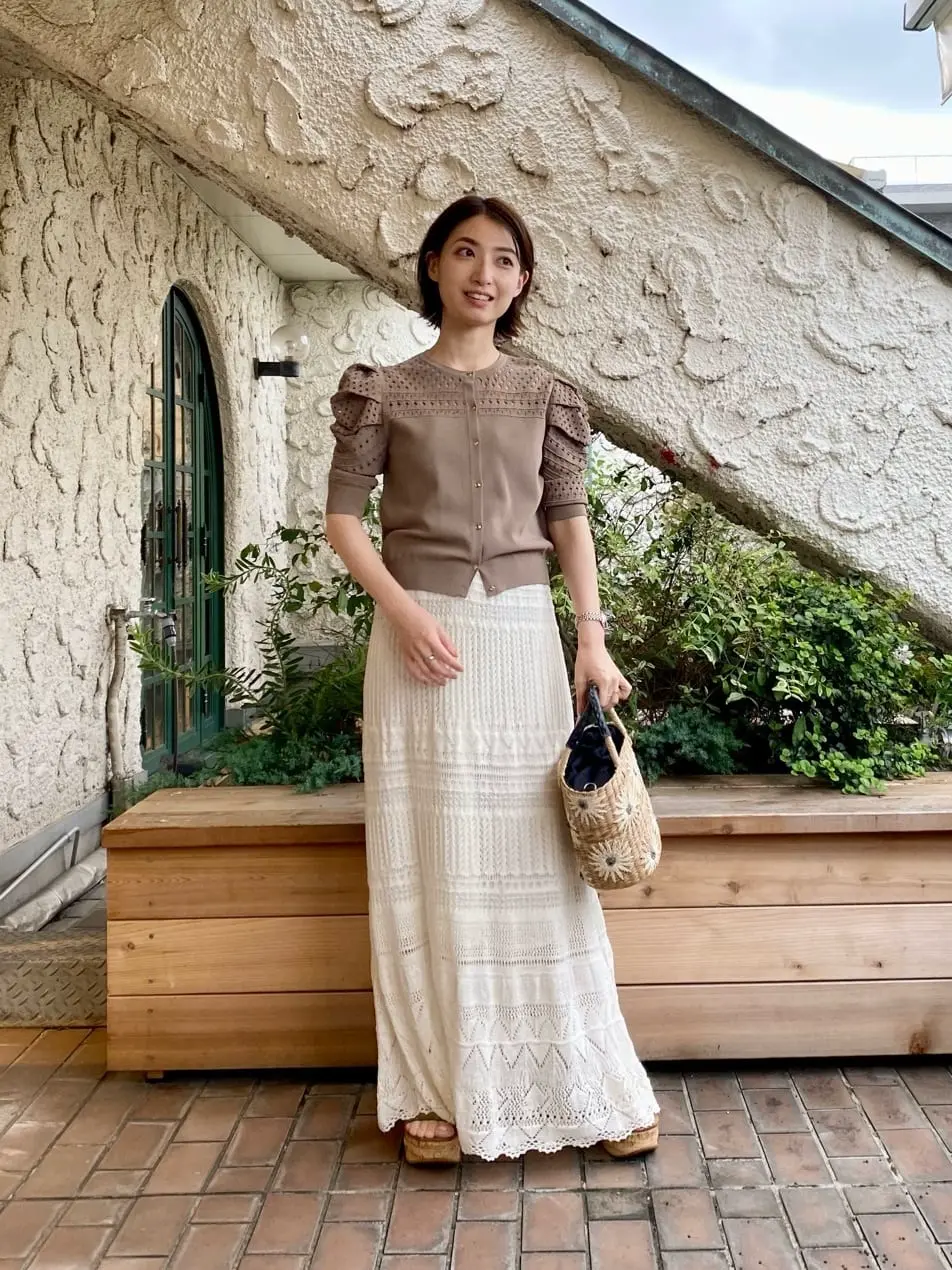 GRACE CONTINENTAL 青木育日 コーディネート画像