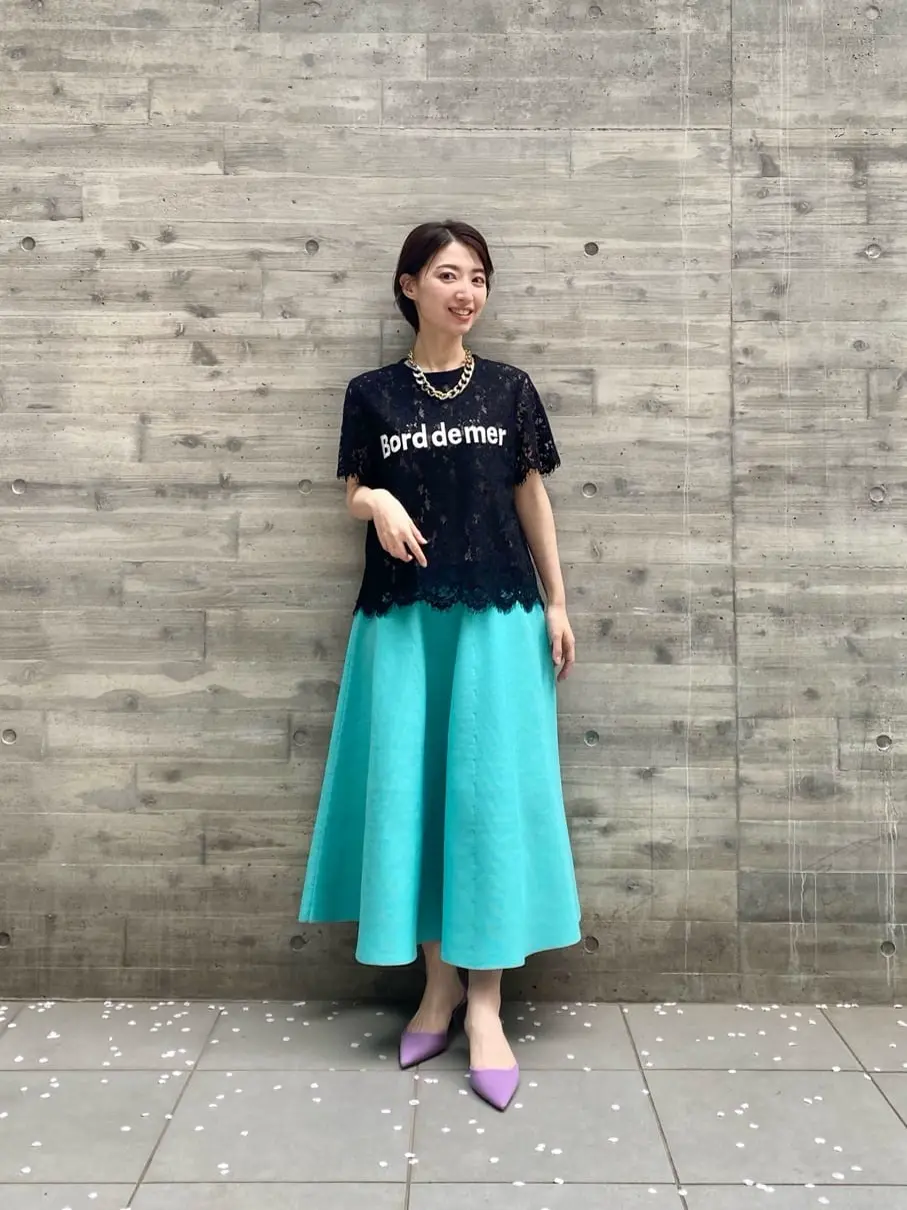 GRACE CONTINENTAL 青木育日 コーディネート画像