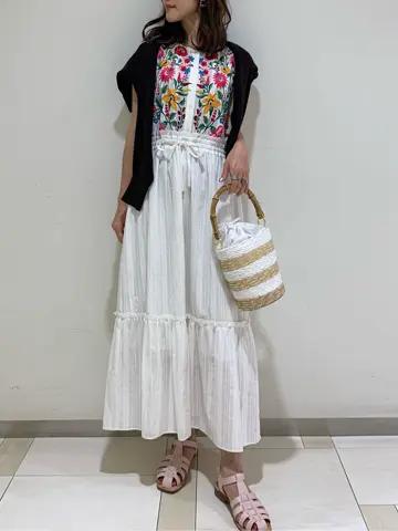 GRACE CONTINENTAL A.Kameyama コーディネート画像