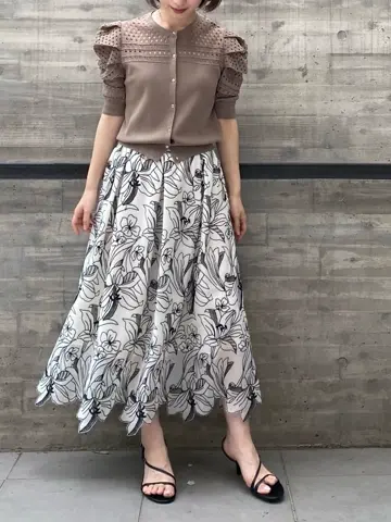 GRACE CONTINENTAL 青木育日 コーディネート画像