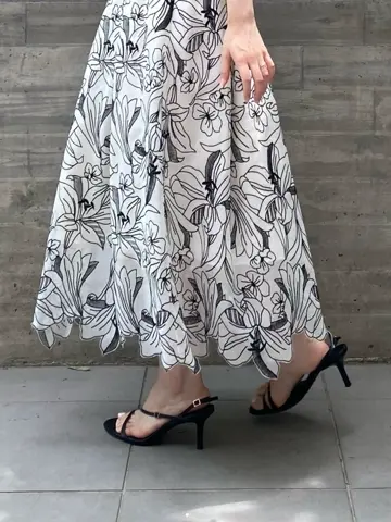 GRACE CONTINENTAL 青木育日 コーディネート画像