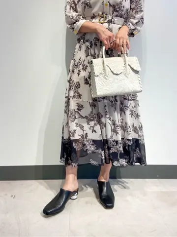 GRACE CONTINENTAL 古川温子 コーディネート画像