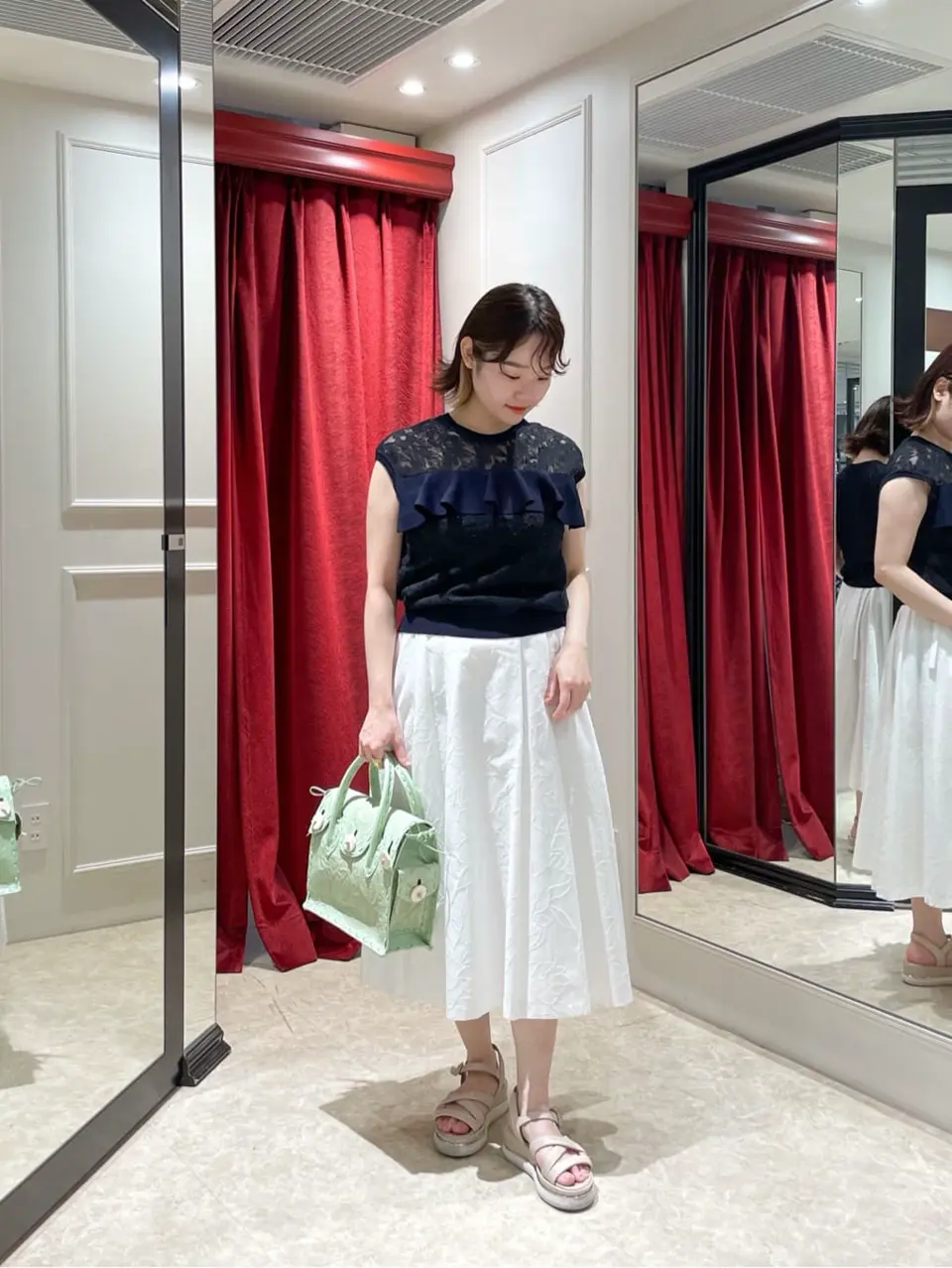 GRACE CONTINENTAL SAYUMI Nagashima コーディネート画像