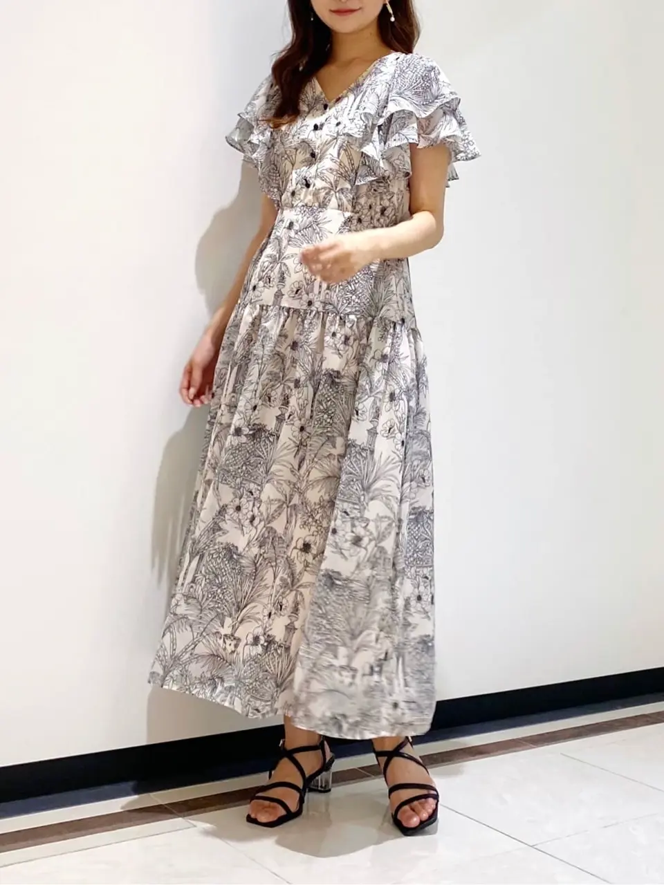 GRACE CONTINENTAL MORITA AI コーディネート画像