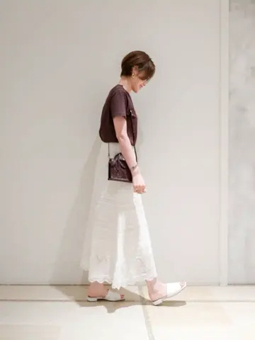 GRACE CONTINENTAL 今野　志保 コーディネート画像