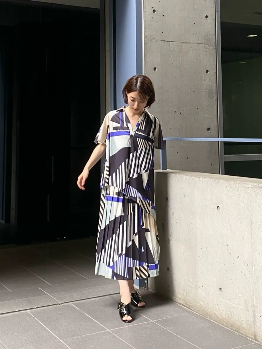 GRACE CONTINENTAL 青木育日 コーディネート画像