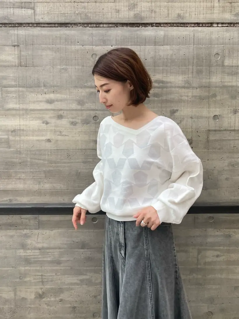 GRACE CONTINENTAL 青木育日 コーディネート画像