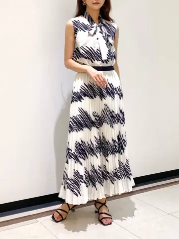 GRACE CONTINENTAL MORITA AI コーディネート画像