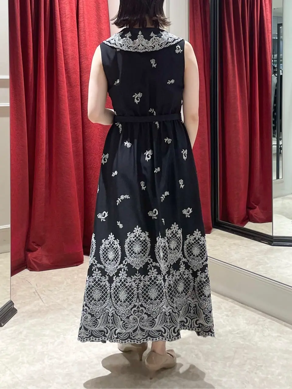 GRACE CONTINENTAL SAYUMI Nagashima コーディネート画像