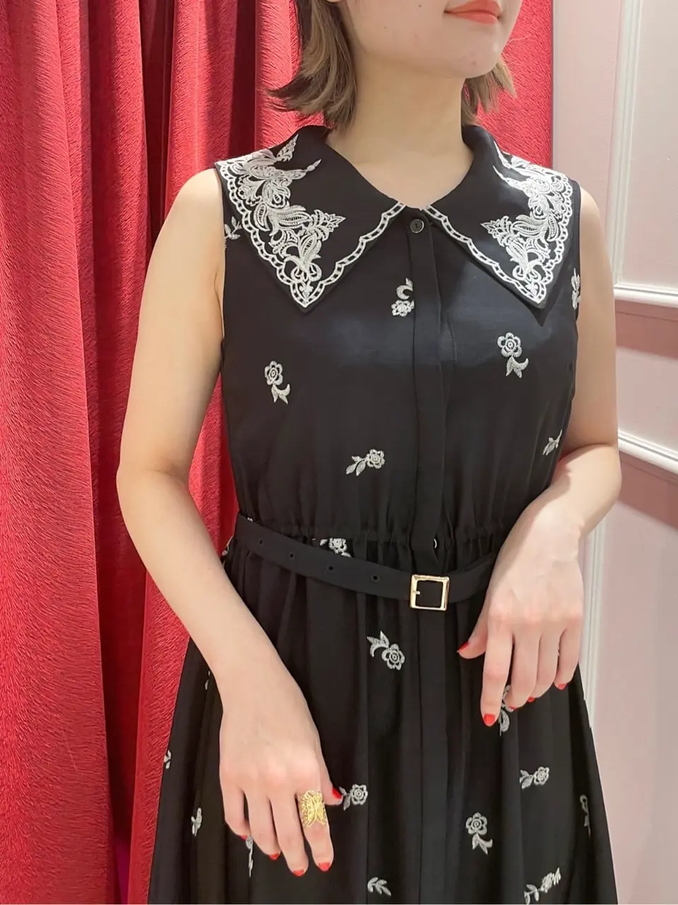 GRACE CONTINENTAL SAYUMI Nagashima コーディネート画像