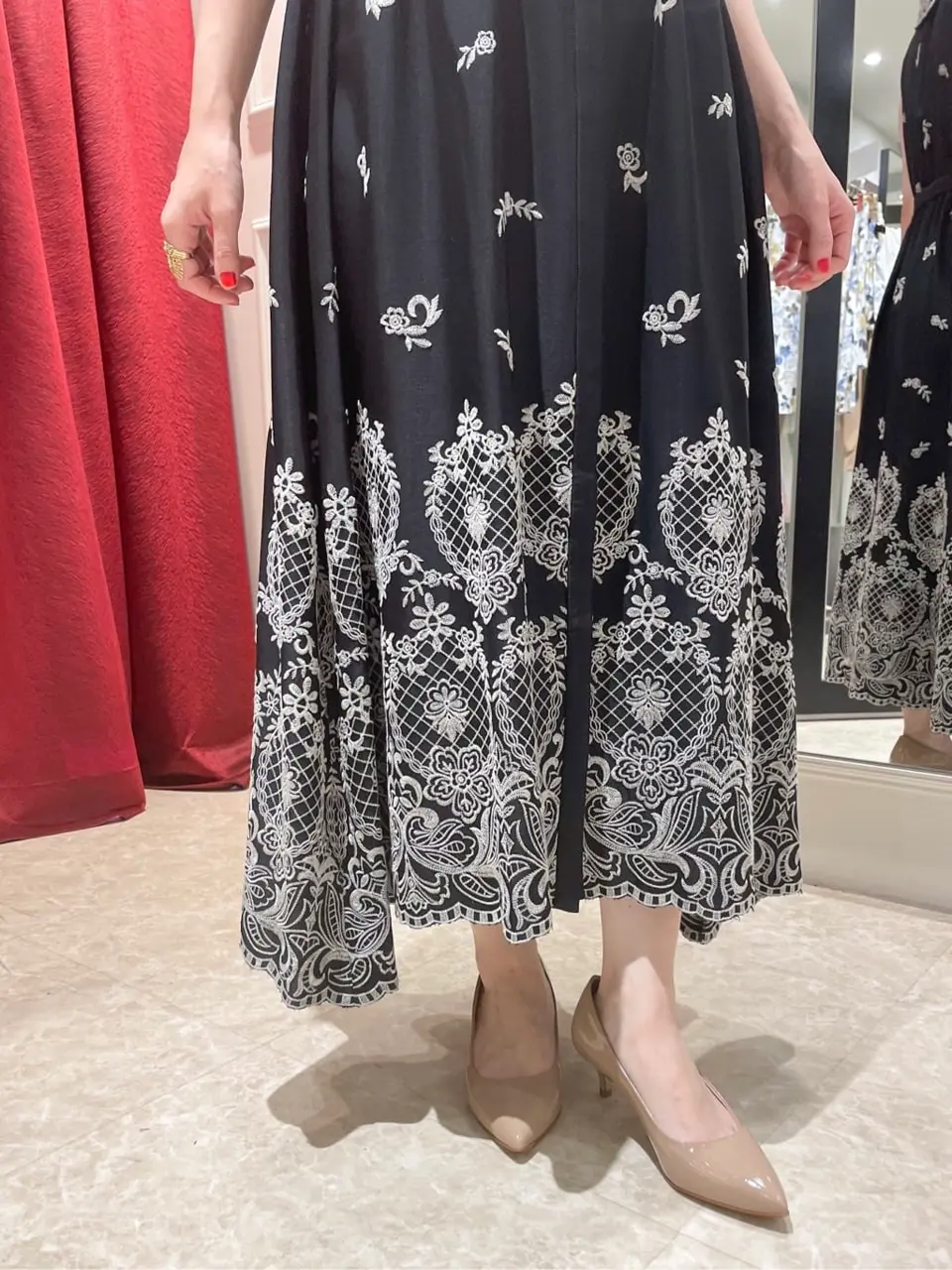 GRACE CONTINENTAL SAYUMI Nagashima コーディネート画像