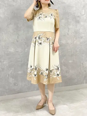 GRACE CONTINENTAL SAYUMI Nagashima コーディネート画像