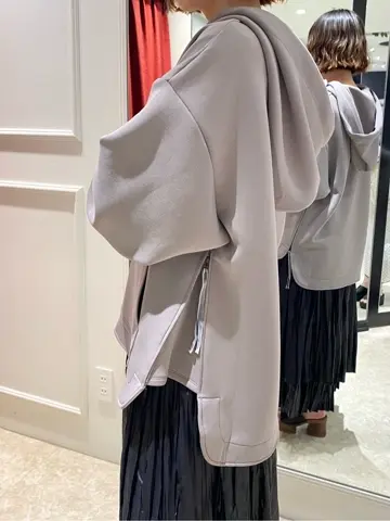 GRACE CONTINENTAL Abe コーディネート画像